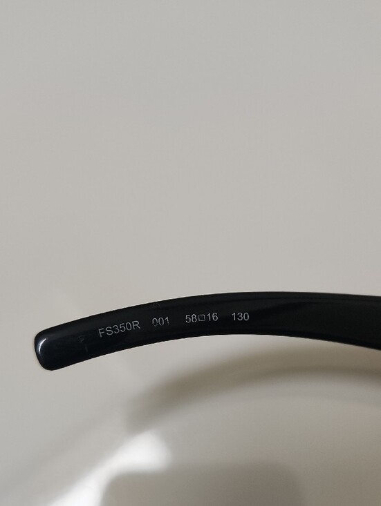 Fendi Black Sculpted Temple Sunglasses. Like New, Fast Shipping! main image 3